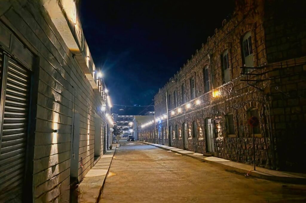 Kefira Main Street: Dire Dawa Streets